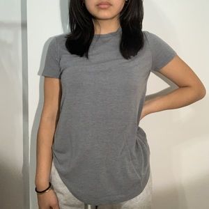 Aeropostale Grey Short Sleeve T-Shirt Size: XS